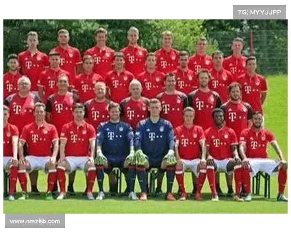 拜仁慕尼黑称霸德甲背后的教练团队战略调整与战术革新解析 拜仁慕尼黑称霸德甲背后的教练团队战略调整与战术革新解析